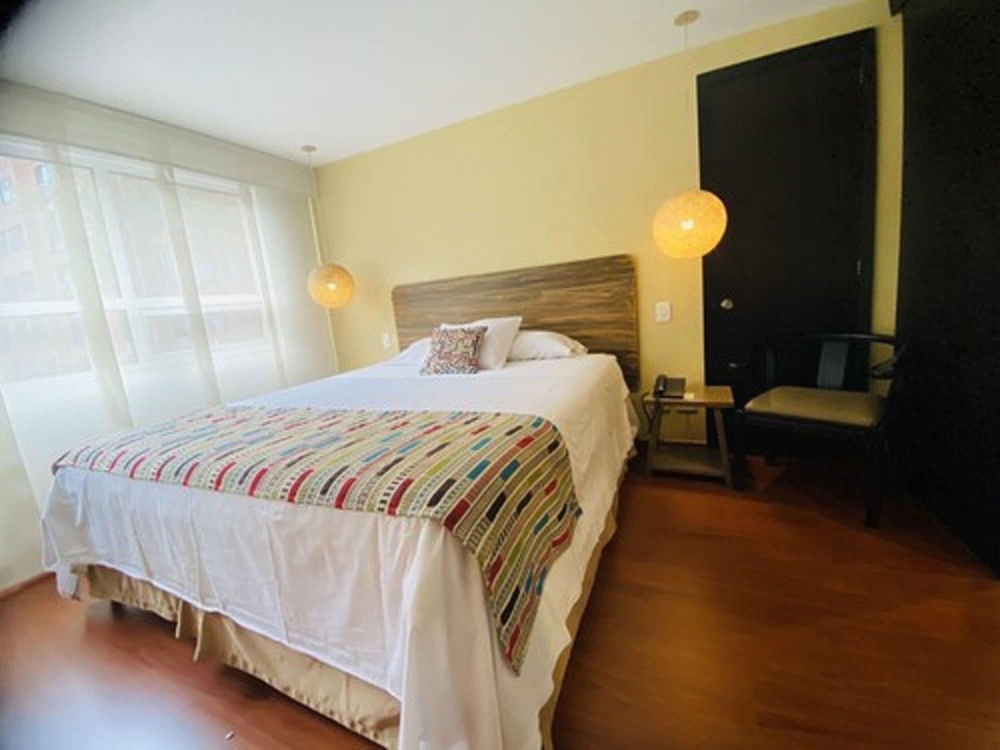 Hotel Retiro 84 By Mij Bogotá Zewnętrze zdjęcie