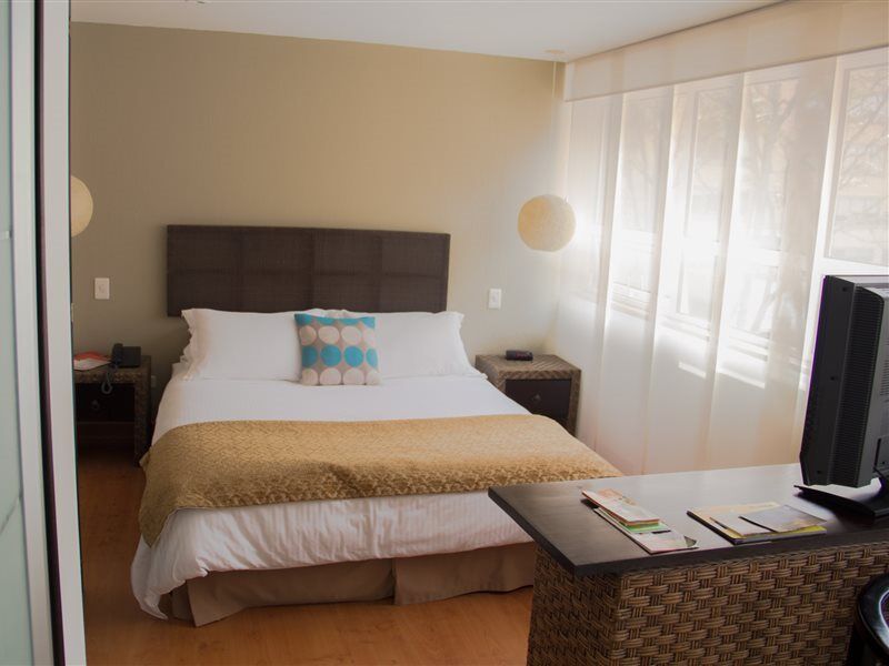 Hotel Retiro 84 By Mij Bogotá Zewnętrze zdjęcie